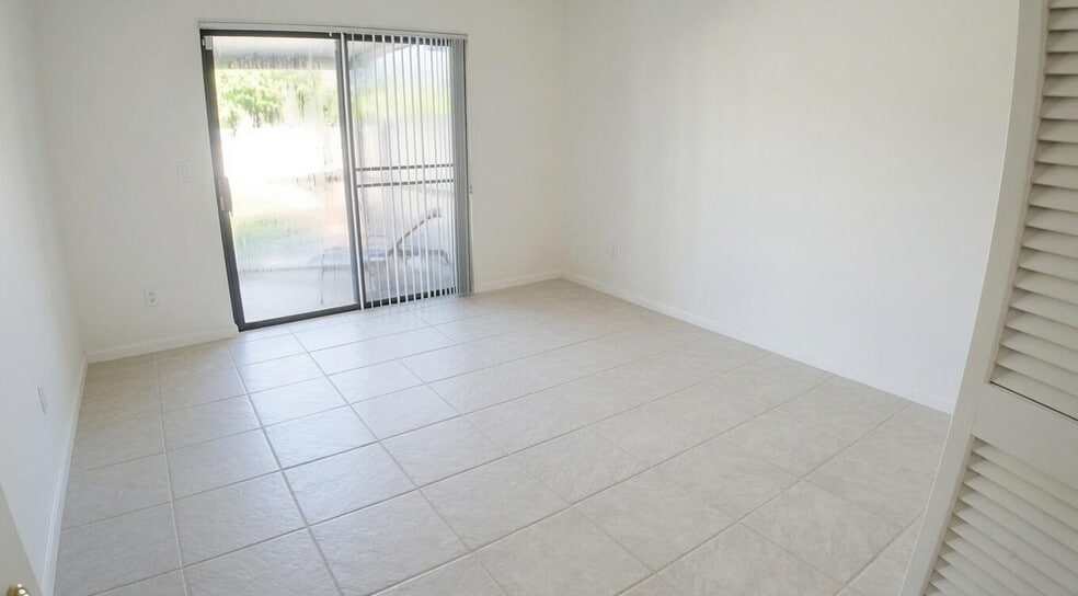 Building Photo - 13368 Bedford Mews Ct