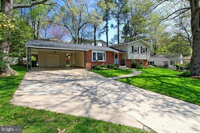 Primary Photo - 7012 Hadlow Dr