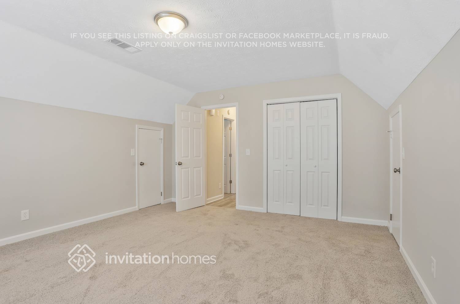 Building Photo - 400 Hardman Ct