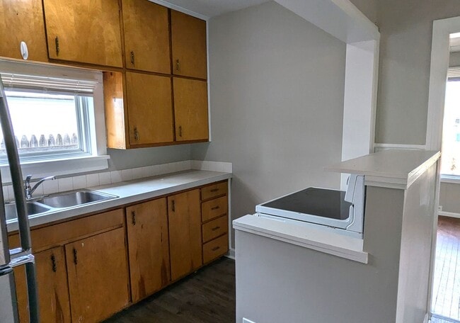 Building Photo - 1879 Fair Ave