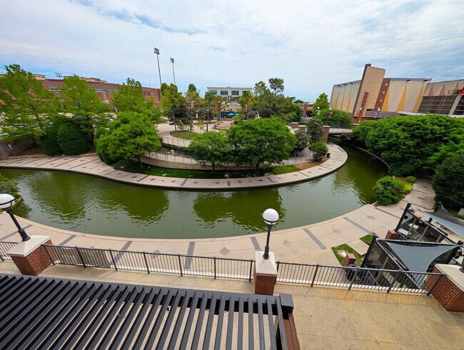 Building Photo - Condo on The Bricktown Canal