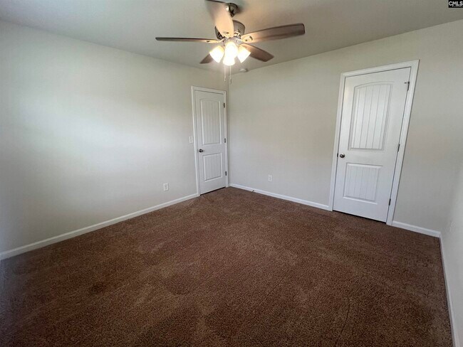 Building Photo - 127 Sundew Rd
