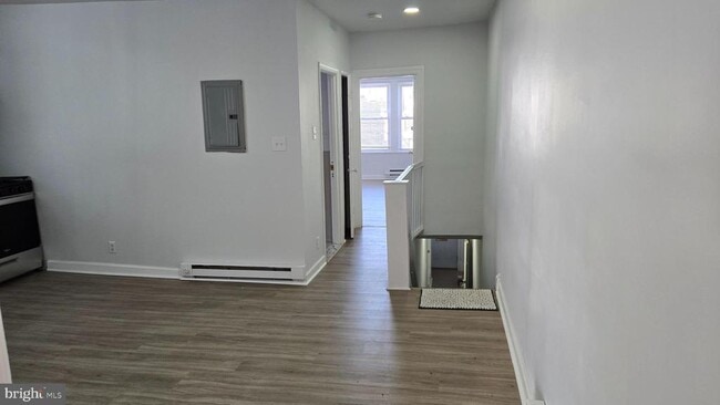 Building Photo - 5434 Arlington St