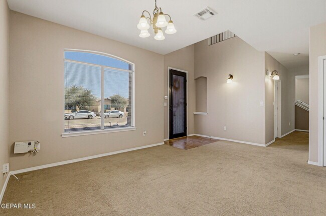 Building Photo - 3165 Sarina Cir