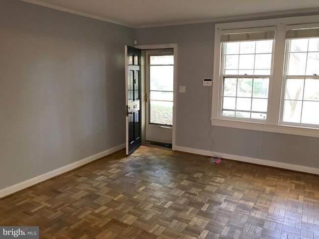 Building Photo - 2601 16th St S