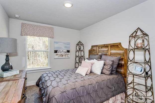 Building Photo - 1635 Iroquois Ct