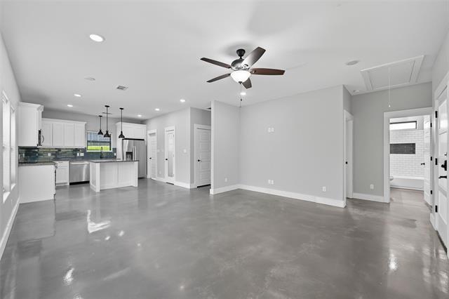 Building Photo - 610 E Shepherd St