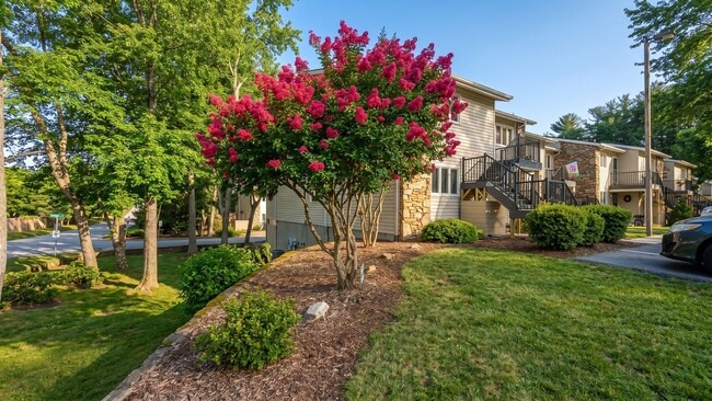 Building Photo - 471 Britton Creek Dr