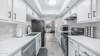 Building Photo - 2615 Hayden Rd