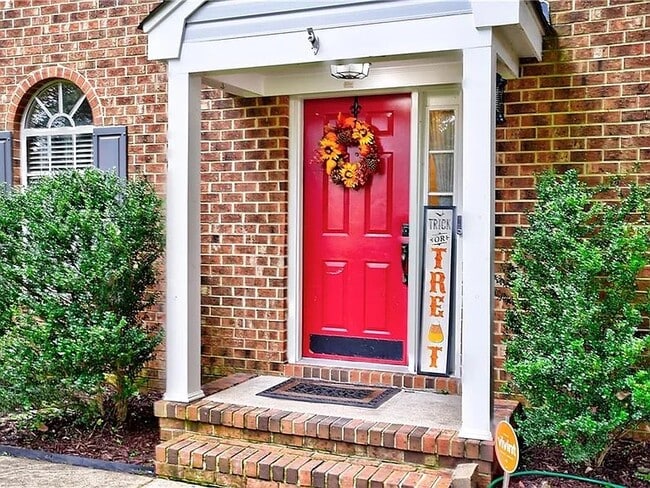 Building Photo - 4700 Parvathi Ct