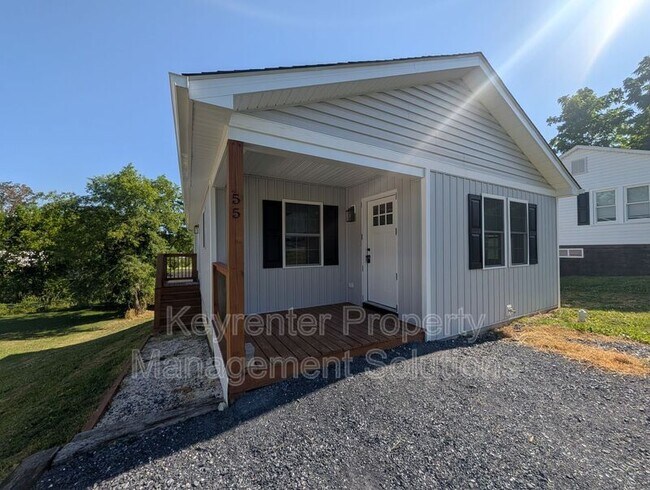 Building Photo - 55 Breezewood Dr