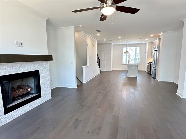 Building Photo - 1116 Larkin Dr