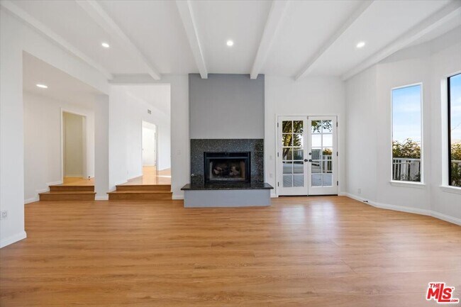 Building Photo - 3630 Roberts View Pl