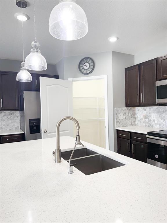 Building Photo - 3216 Royal Tern Dr