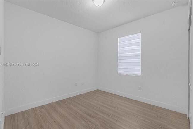 Building Photo - 21465 SW 125th Psge