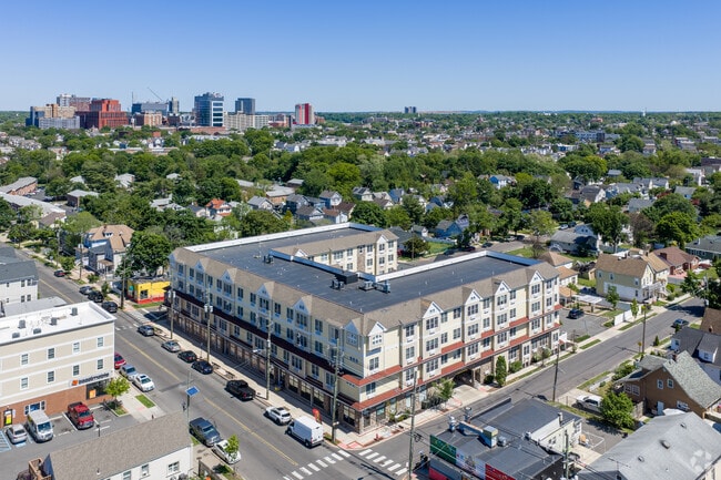 Aerial - 510 Hamilton