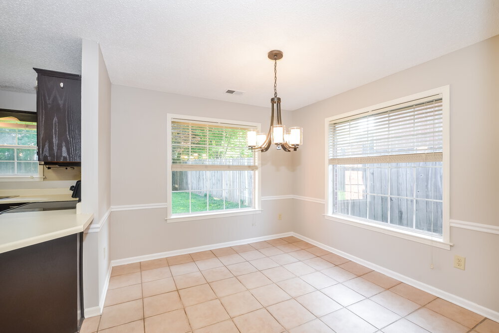 Building Photo - 6641 Bright Star Ln