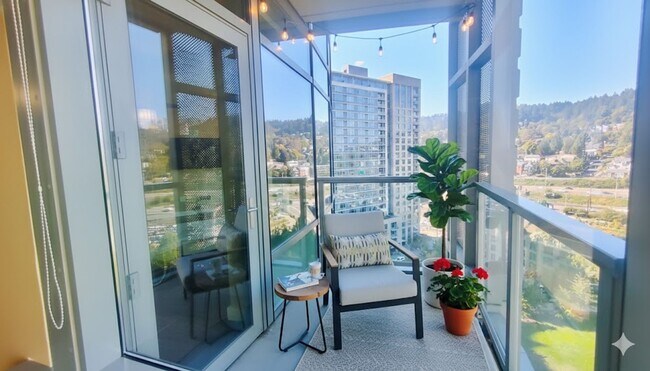 Building Photo - The "Ultimate Value" 13th Floor Luxury at The John Ross: Panoramic Views, 2 Parking Spots & Utili...