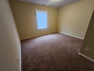 Building Photo - 27 Van Buren Ave