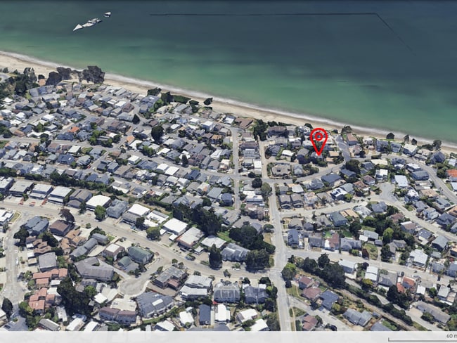 Building Photo - Spacious and Bright 3BR 2BA Seacliff Home - Close to the Beach!