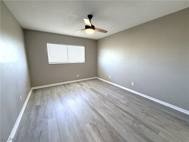 Building Photo - 823 Gleason Pkwy