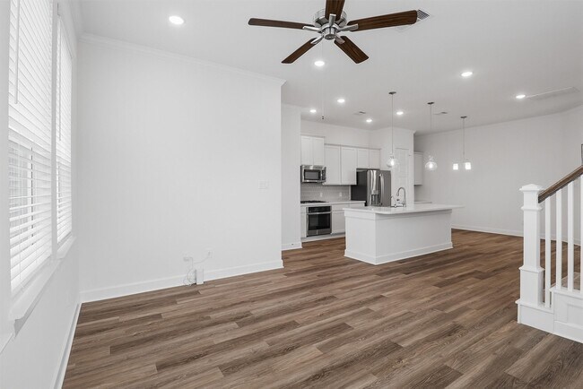 Building Photo - 11404 Irish River Dr