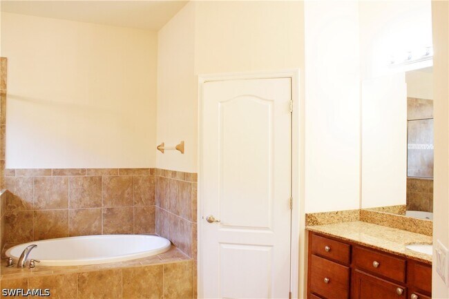 Building Photo - 27020 Edenrock Court