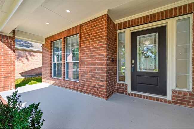 Building Photo - 17422 Bending Post Dr