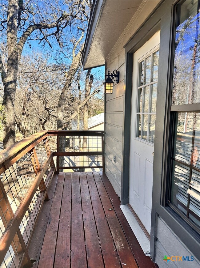 Building Photo - 899 Hillyer St