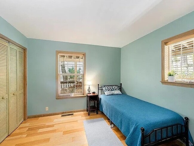 Building Photo - Craftsman Retreat in Camino – Updated 4BR Home on Quiet Lot!