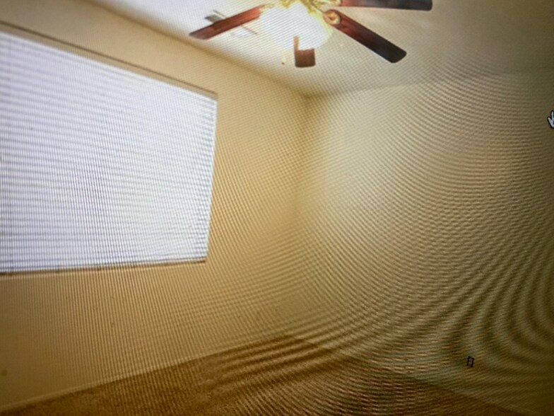 Building Photo - 1013 Eagle Ln