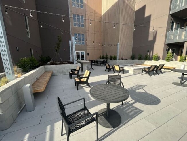 Building Photo - Executive 1 bedroom is seconds from Tesla & Warm Springs BART.
