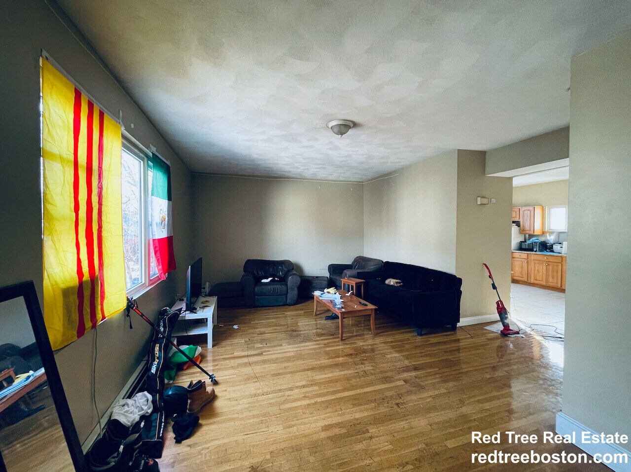 Building Photo - 19 Highgate St