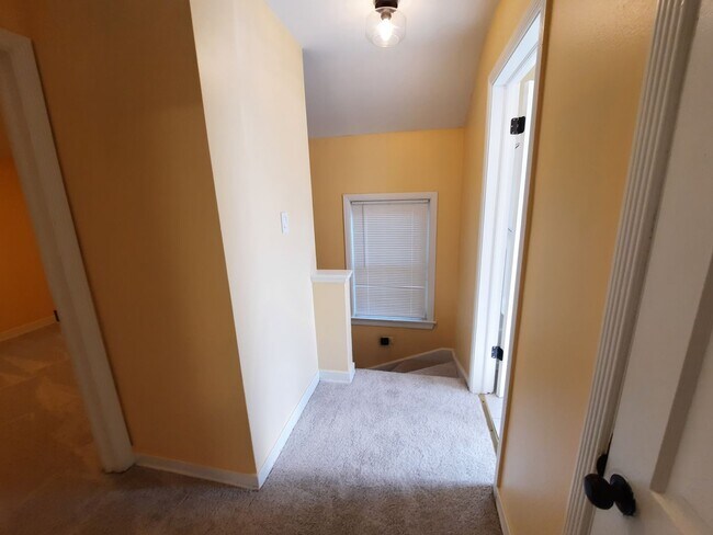 Building Photo - 3Br/2Bath House in Evanston $3,600/m