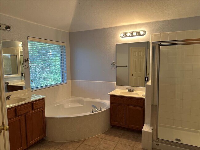 Building Photo - 13500 Oregon Flat Trail