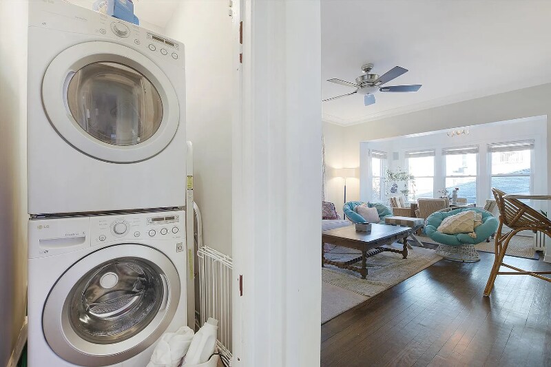 Building Photo - 6429 N Wayne Ave