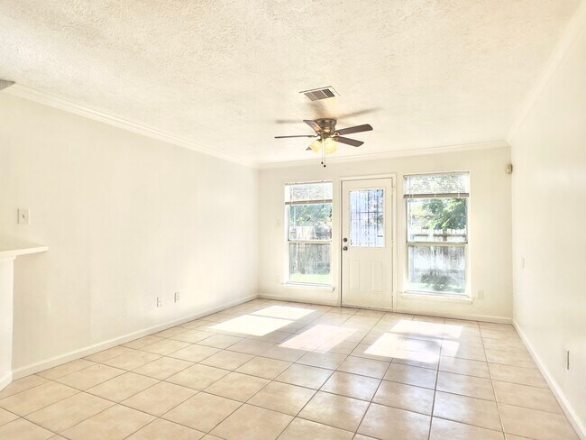 Living Room - 4126 Mallow St