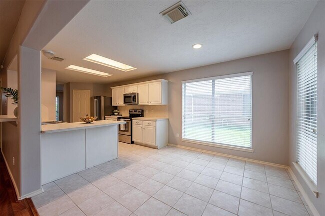 Building Photo - 20319 Sable Acre Ct