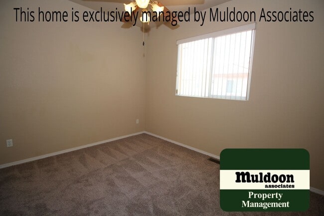 Building Photo - Beautiful 2-Story townhome in gated community