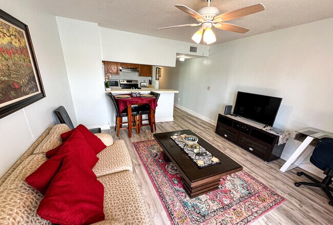 Building Photo - 160 Cypress Point Dr