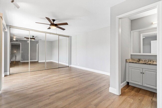 Building Photo - 1781 N Congress Ave