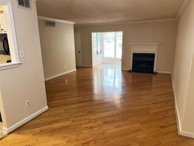 Building Photo - 5005 Wingate Way