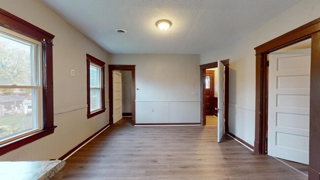 Building Photo - 3414 W 44th St