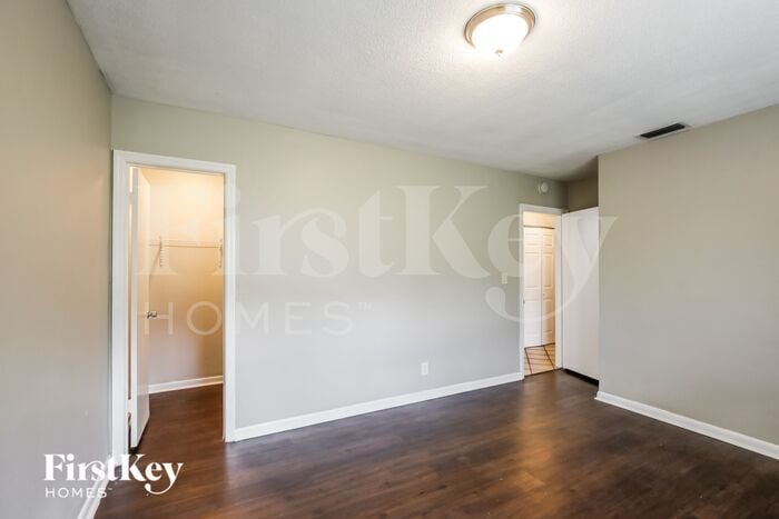 Building Photo - 1826 NW 85th Dr