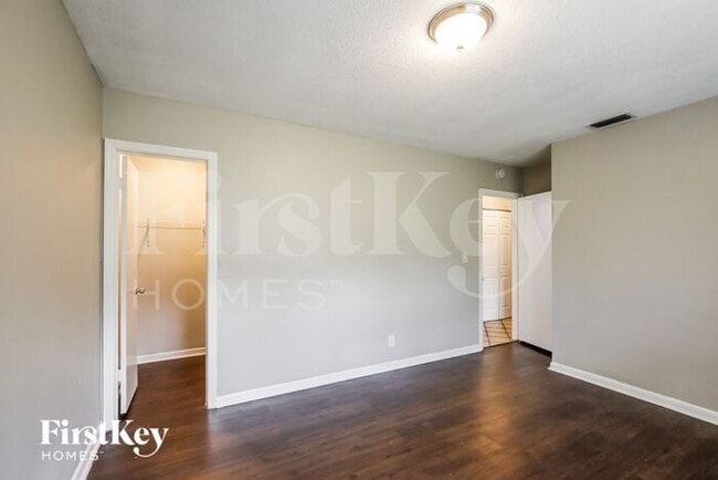 Building Photo - 1826 NW 85th Dr