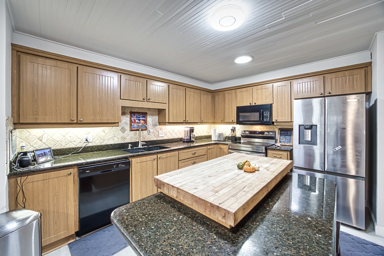 Building Photo - 2490 Outrigger Ln