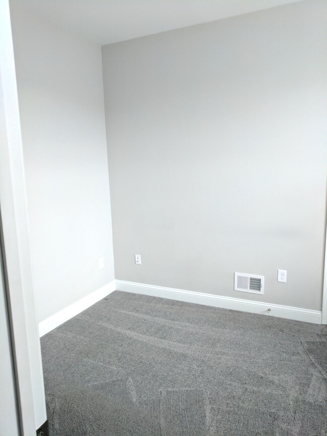 Building Photo - The Apartments at 17 E 21st St.