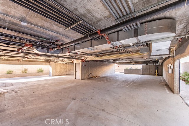 Building Photo - 6025 Craner Ave