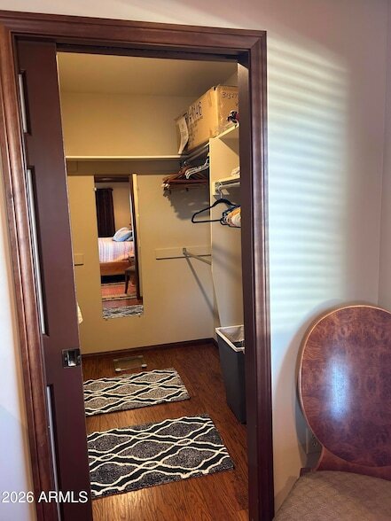 Building Photo - 1172 W Mountain View