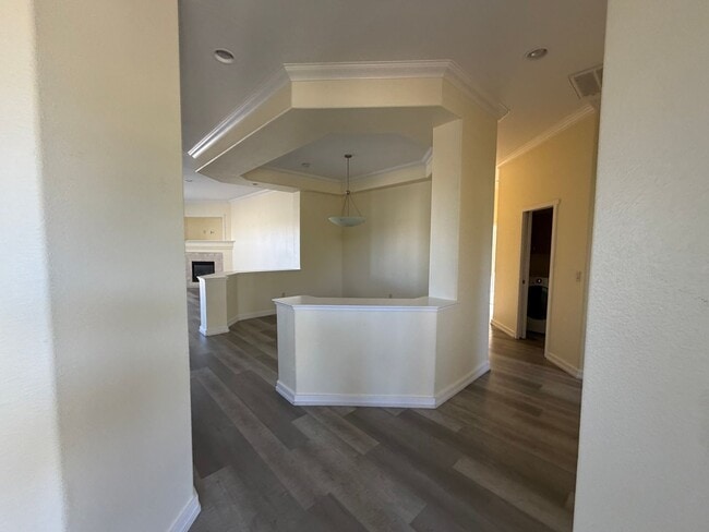 Building Photo - 1041 Turnberry Dr